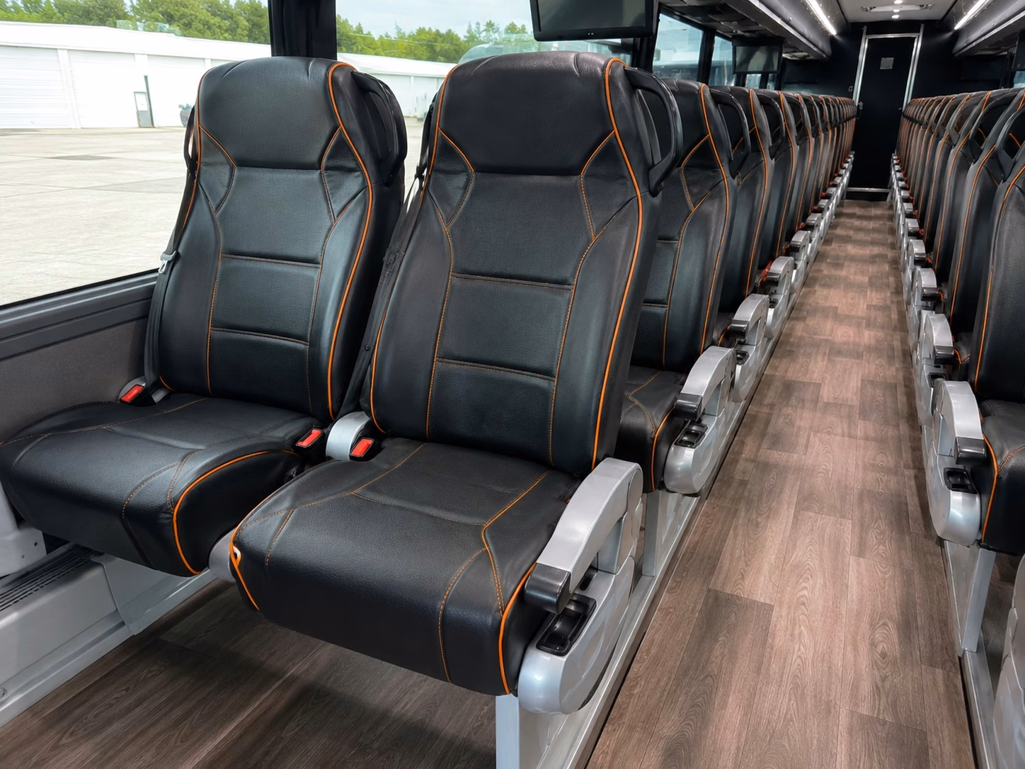 booking salem field trip transportation for october and peak season is easier with busrentalsalem com