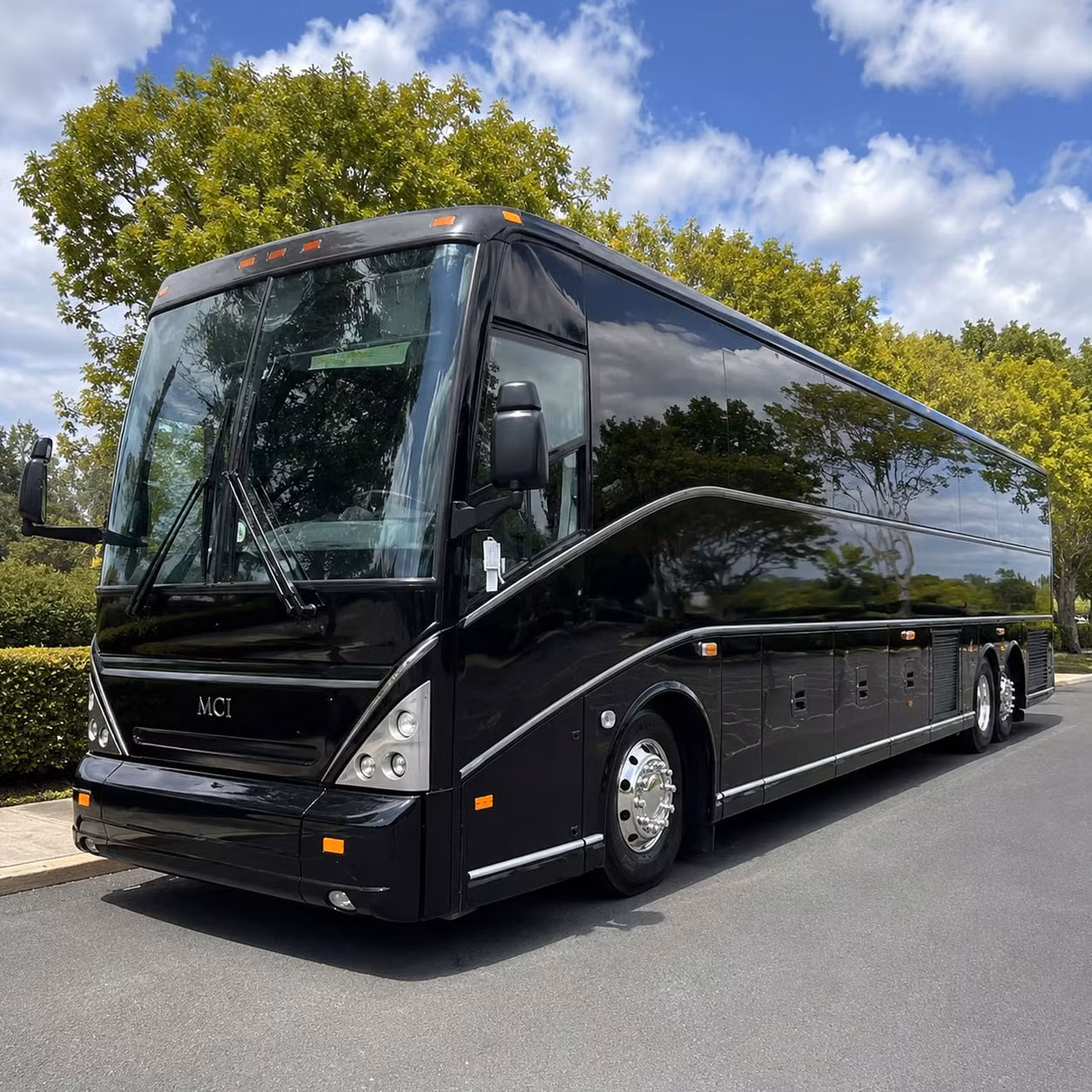 sunday service shuttle buses for salem congregations